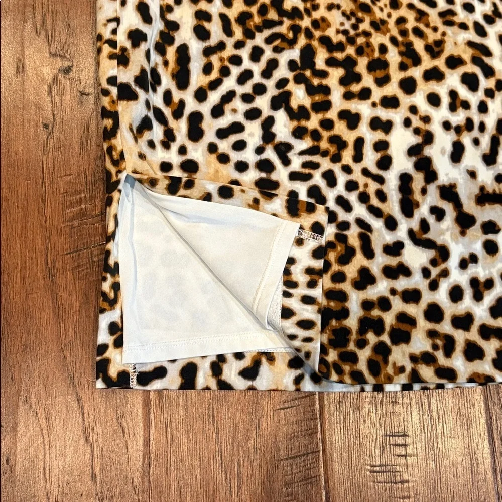 Size 2P Worthington Leopard Print Pencil Skirt Side Slit